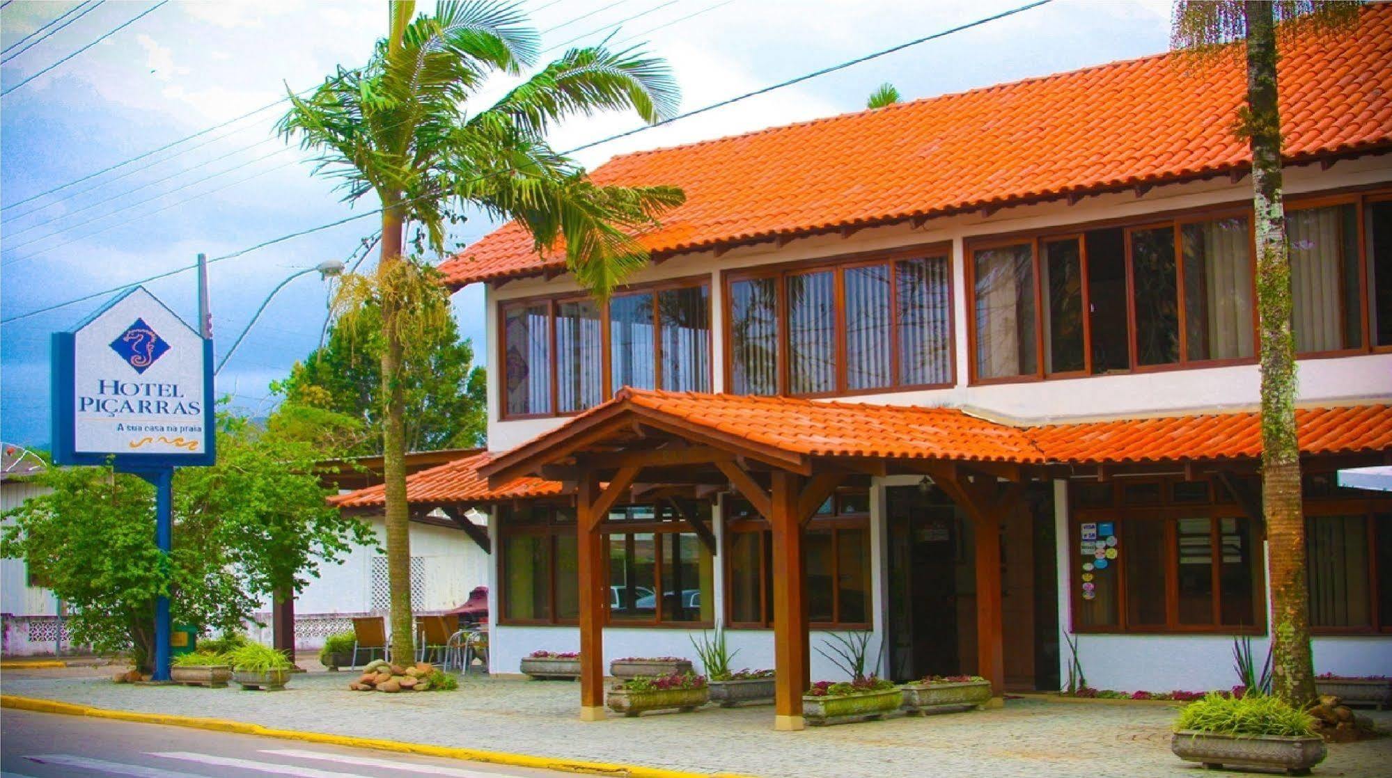 Hotel Picarras Penha  Exteriör bild